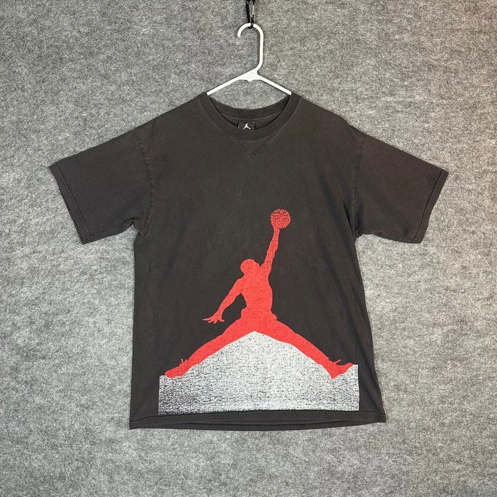 Air Jordan Jumpman Graphic T Shirt Men's‎ Size Medium Charcoal Red
